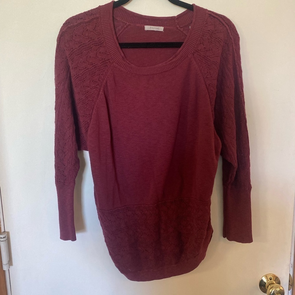 Maurices small burgundy, knitted pattern, detailed sweater